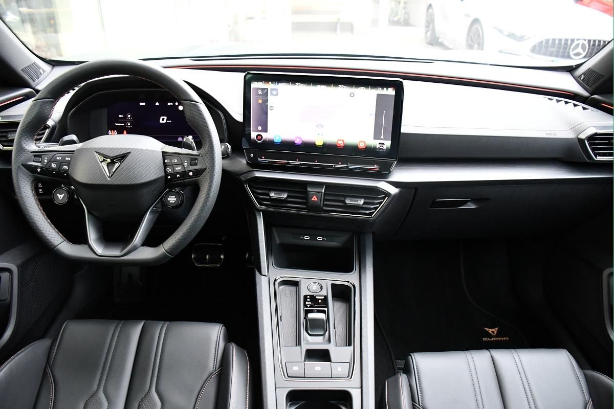Cupra Formentor, 2.5TSi VZ5 ENCELADUS BEATS 1.M - fotka 5