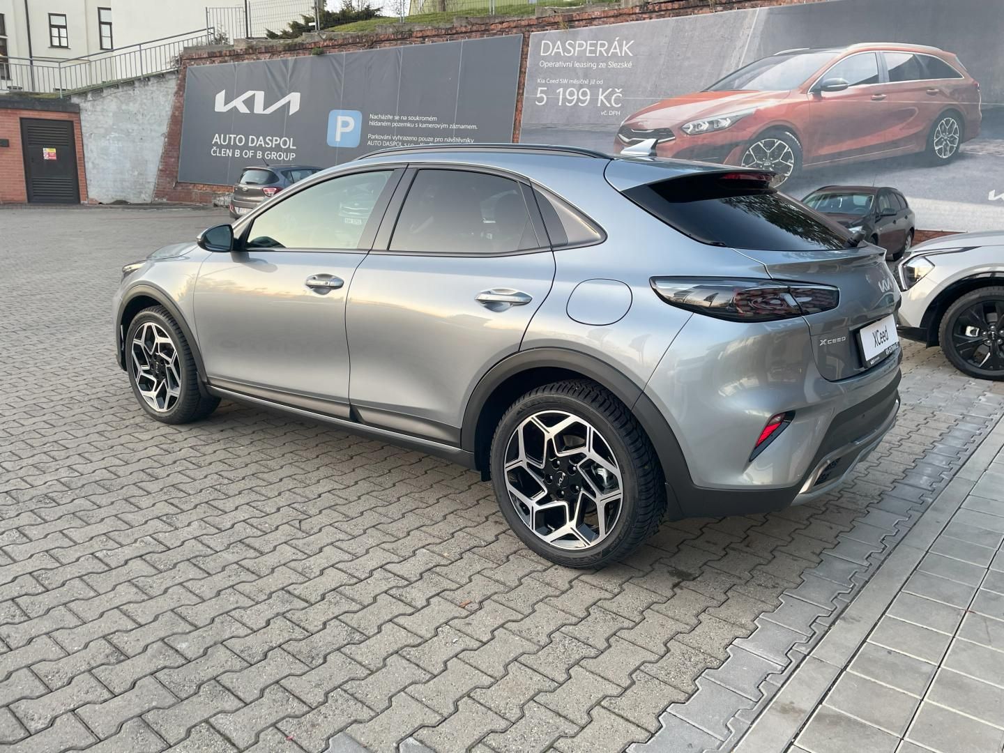 Kia XCee´d, *BLACK FRIDAY* 7DCT GT-LINE - fotka 5