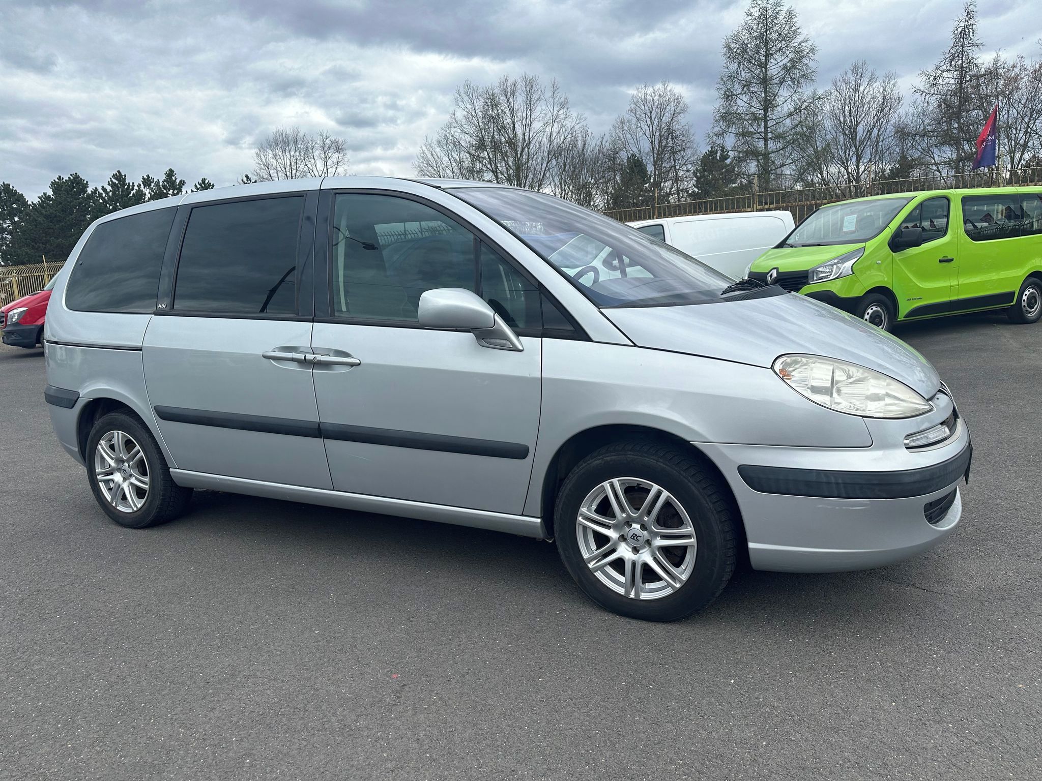 Peugeot 807, 2.0 HDi - fotka 2