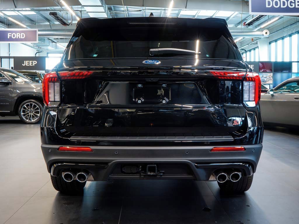 Ford Explorer, 3.0 ST 4WD 21Alu, B&O 980W - fotka 4