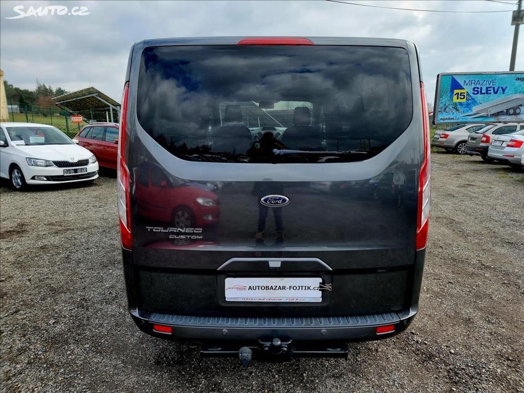 Ford Tourneo Custom, 2,0 TDCi 96kW L2 Titanium,8.mí - fotka 6