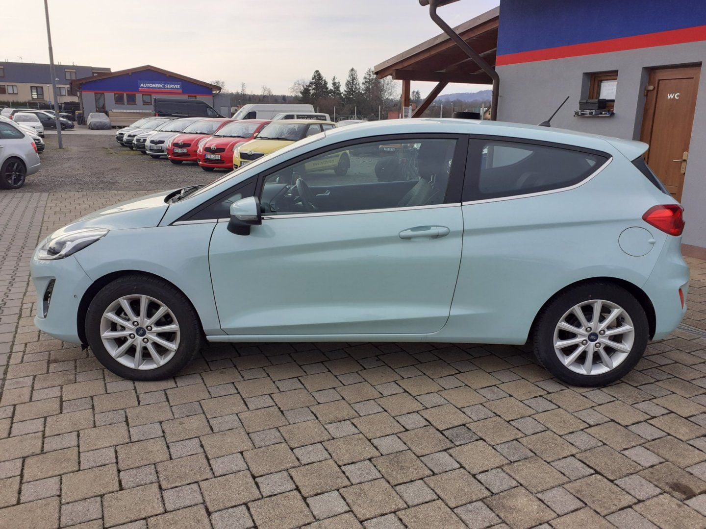 Ford Fiesta, 1.1 I 63 KW - fotka 6