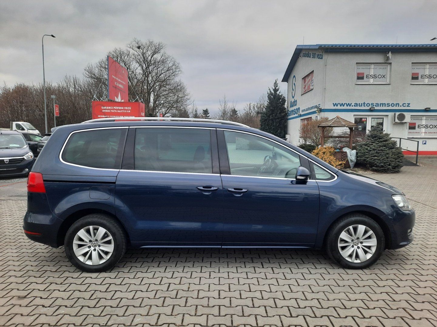 Volkswagen Sharan, 2.0TDi*GPS NAVI*PANORAMA*DSG* - fotka 4
