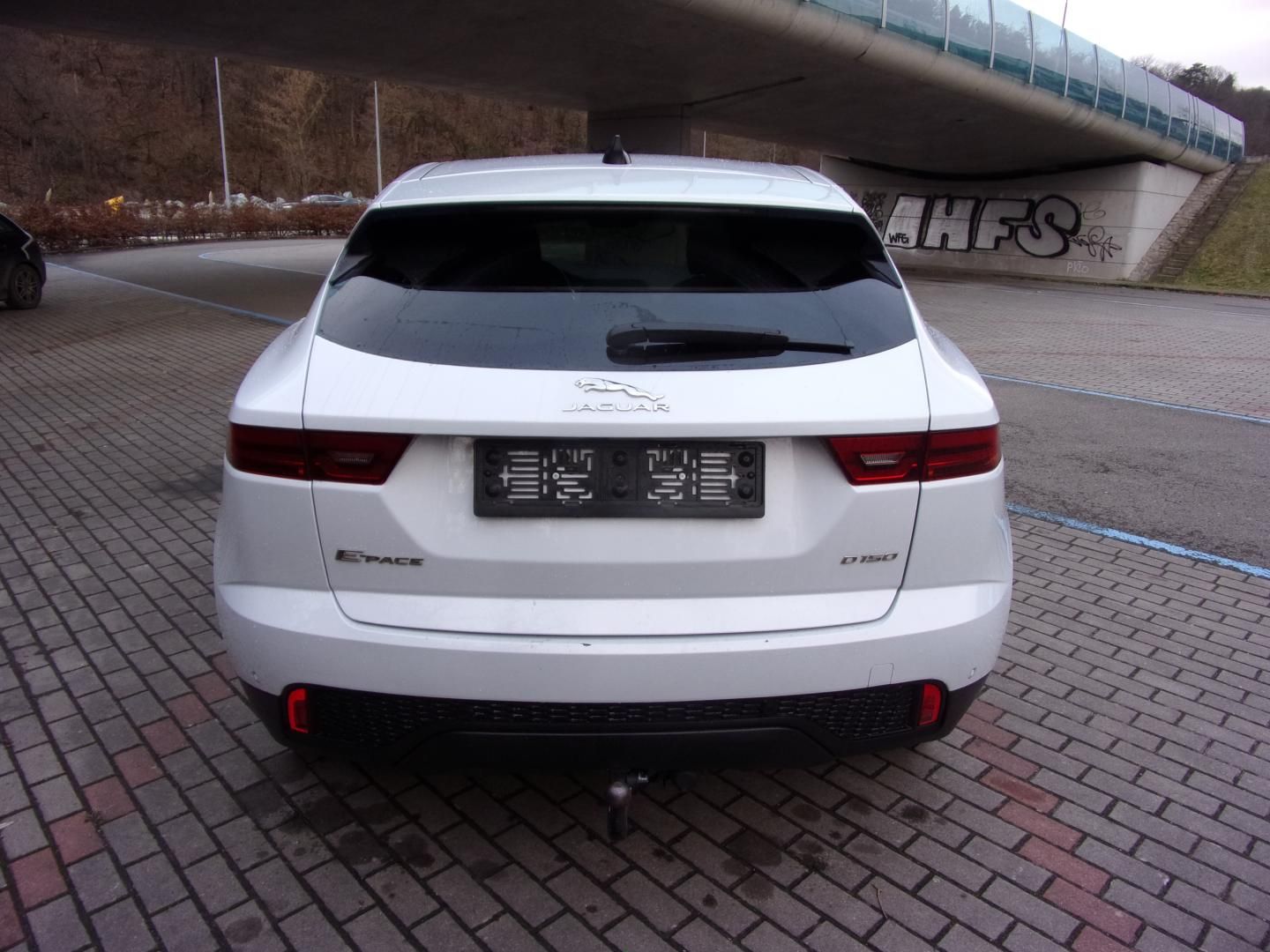 Jaguar E-Pace, 2.0D Bussines edit., new motor - fotka 6