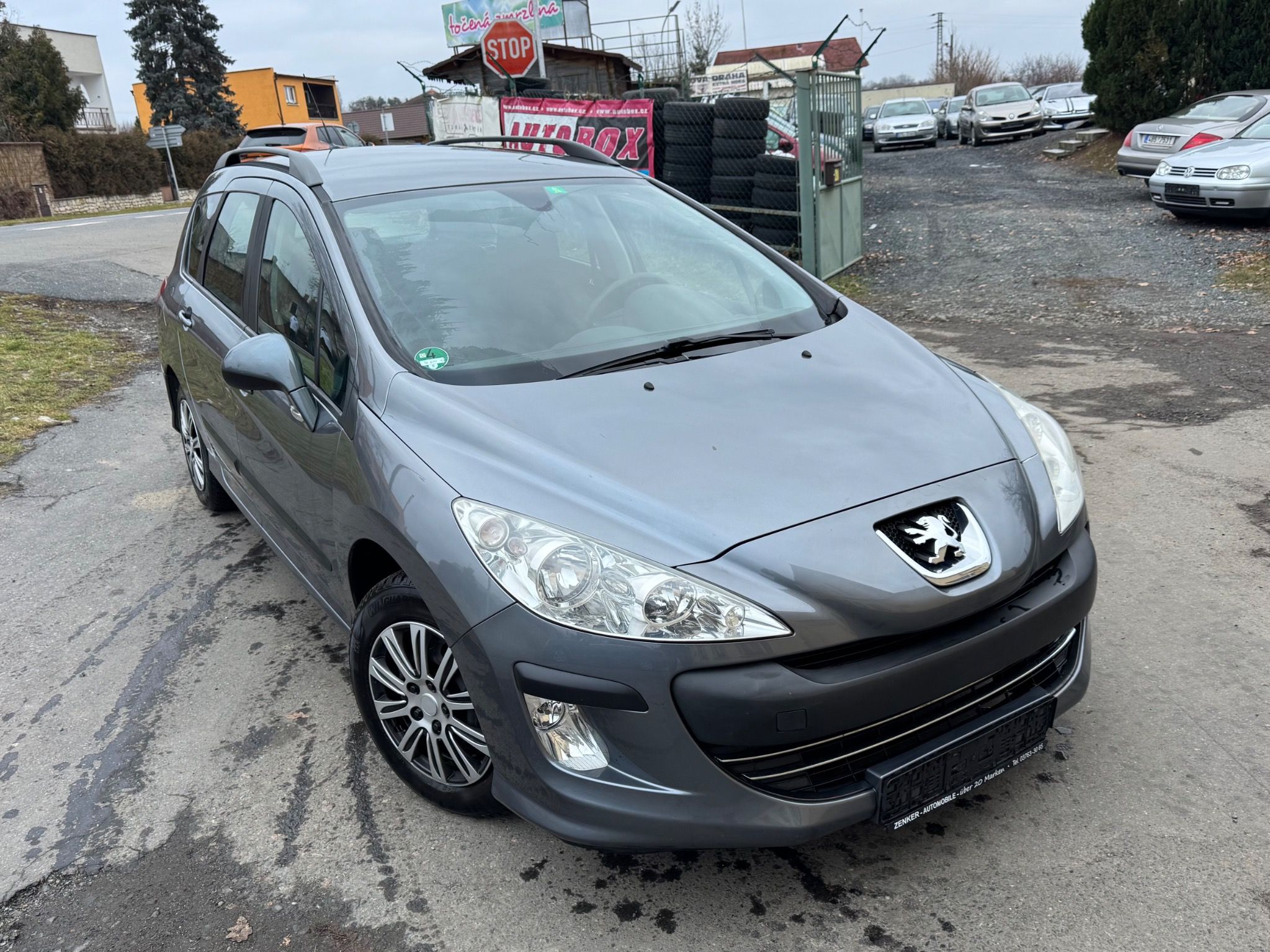 Peugeot 308, 1.6 16v 88kW.Klima - fotka 2