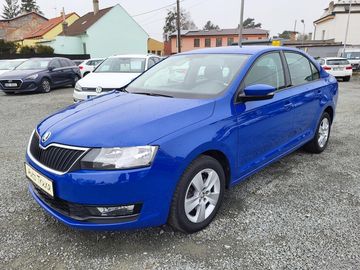 SEDAN 1.0 TSI 81kW AMBITION ČR