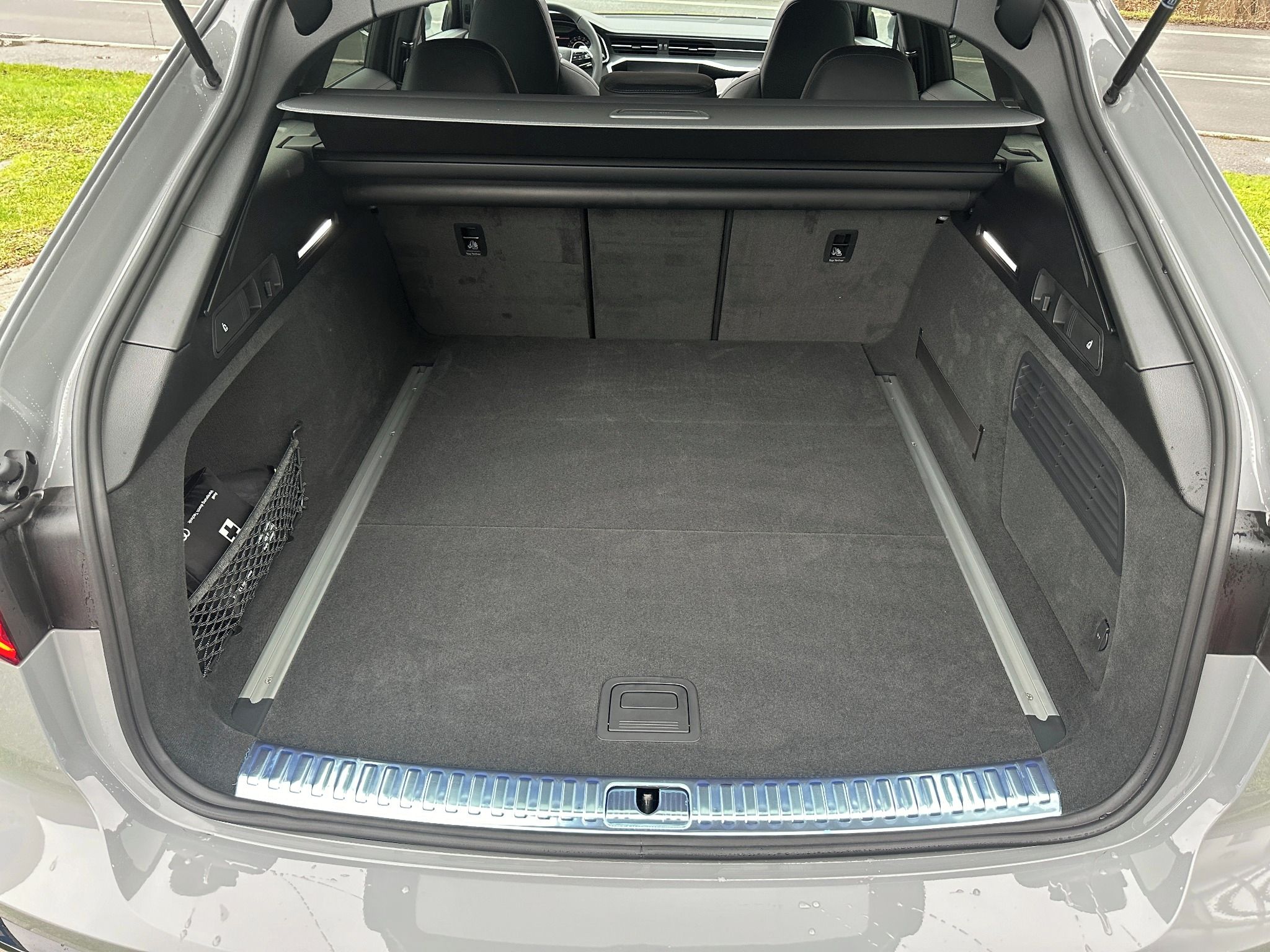 Audi RS6, 441kW,Pano,Dynam,Bang&Olufsen - fotka 6