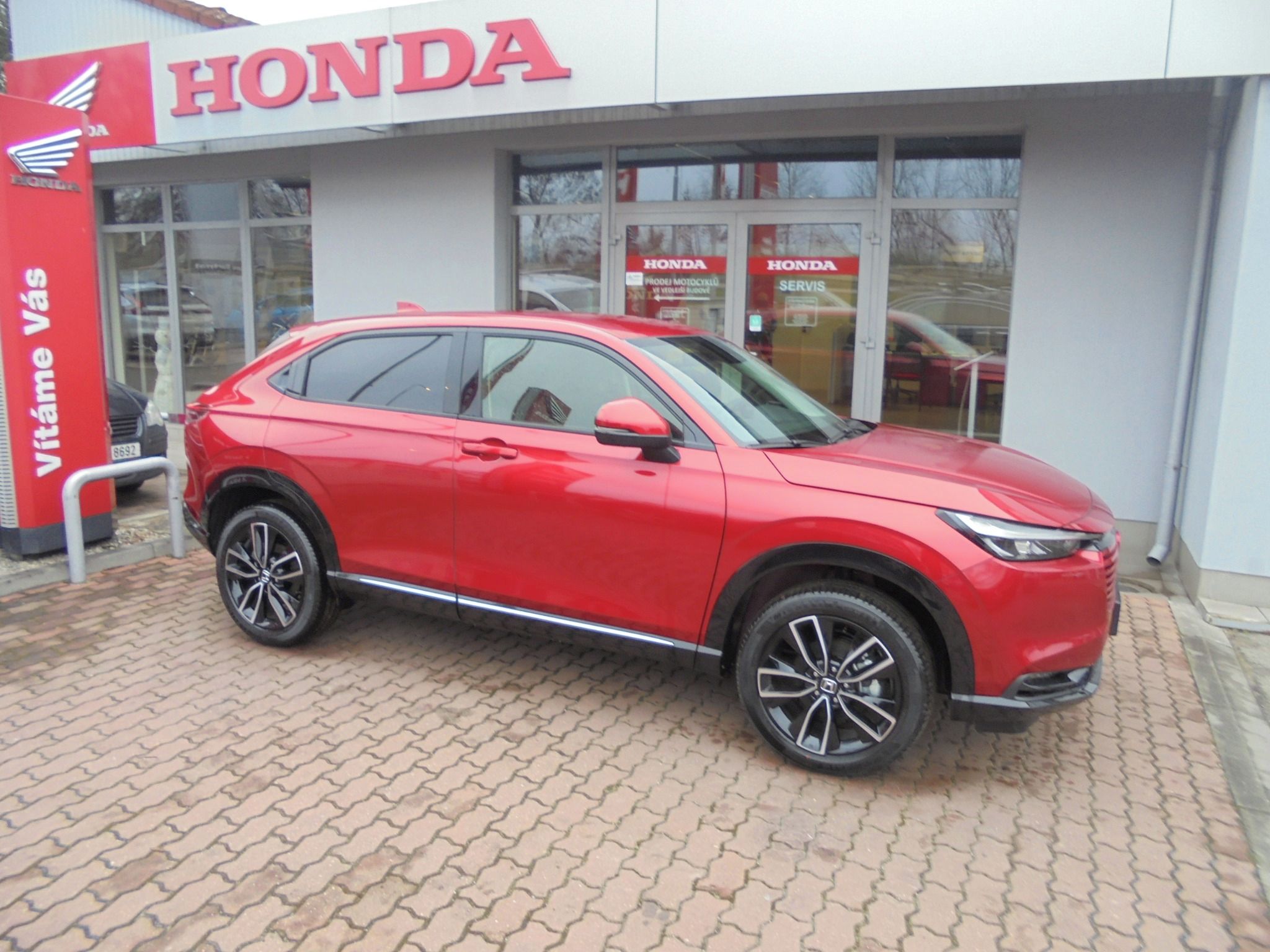 Honda HR-V, 1.5e:HEV ADVANCE 2027 - fotka 3