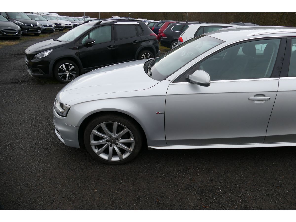 Audi A4, 3,0TDI S-LINE QUATTRO - fotka 5