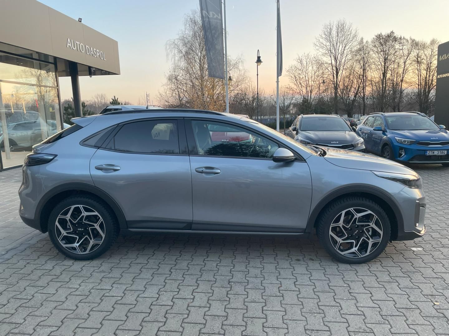 Kia XCee´d, *BLACK FRIDAY* 7DCT GT-LINE - fotka 2