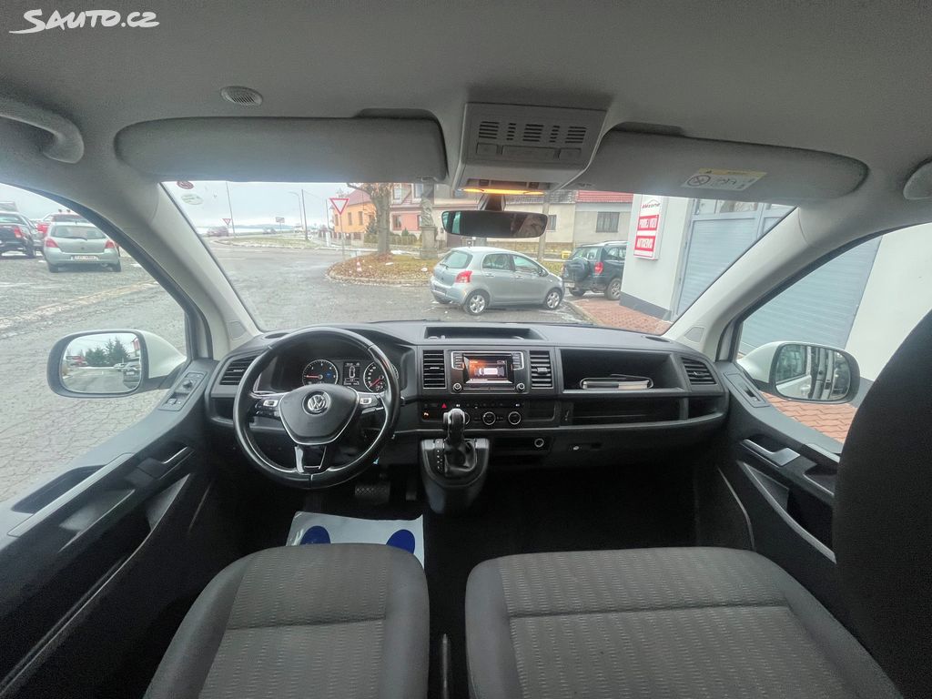 Volkswagen Caravelle, fotka 9