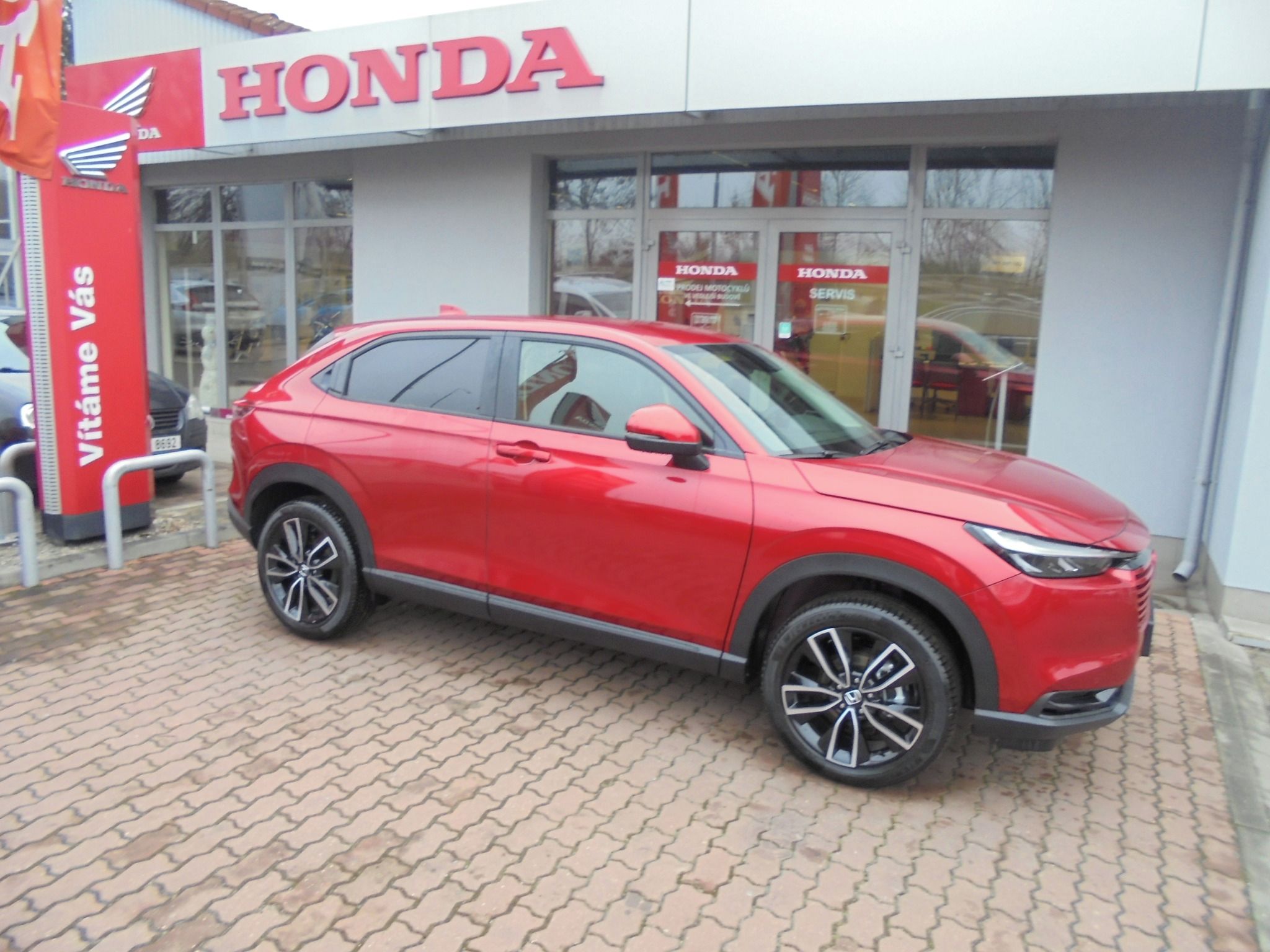 Honda HR-V, 1.5e:HEV ELEGANCE 2027 - fotka 3