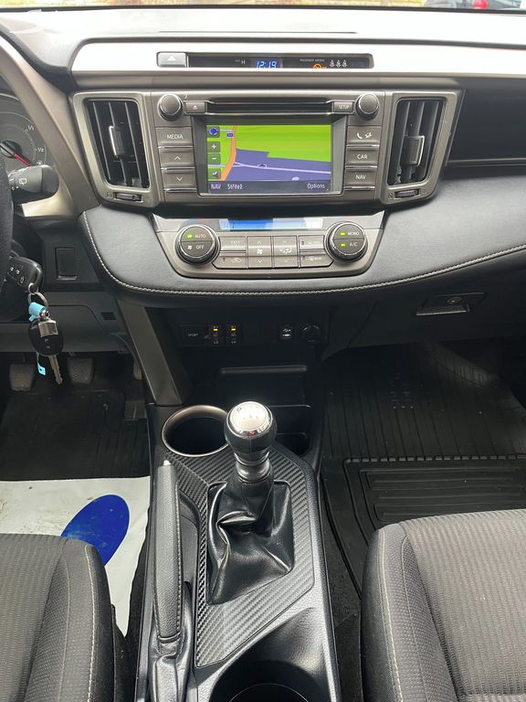 Toyota Rav4, fotka 20