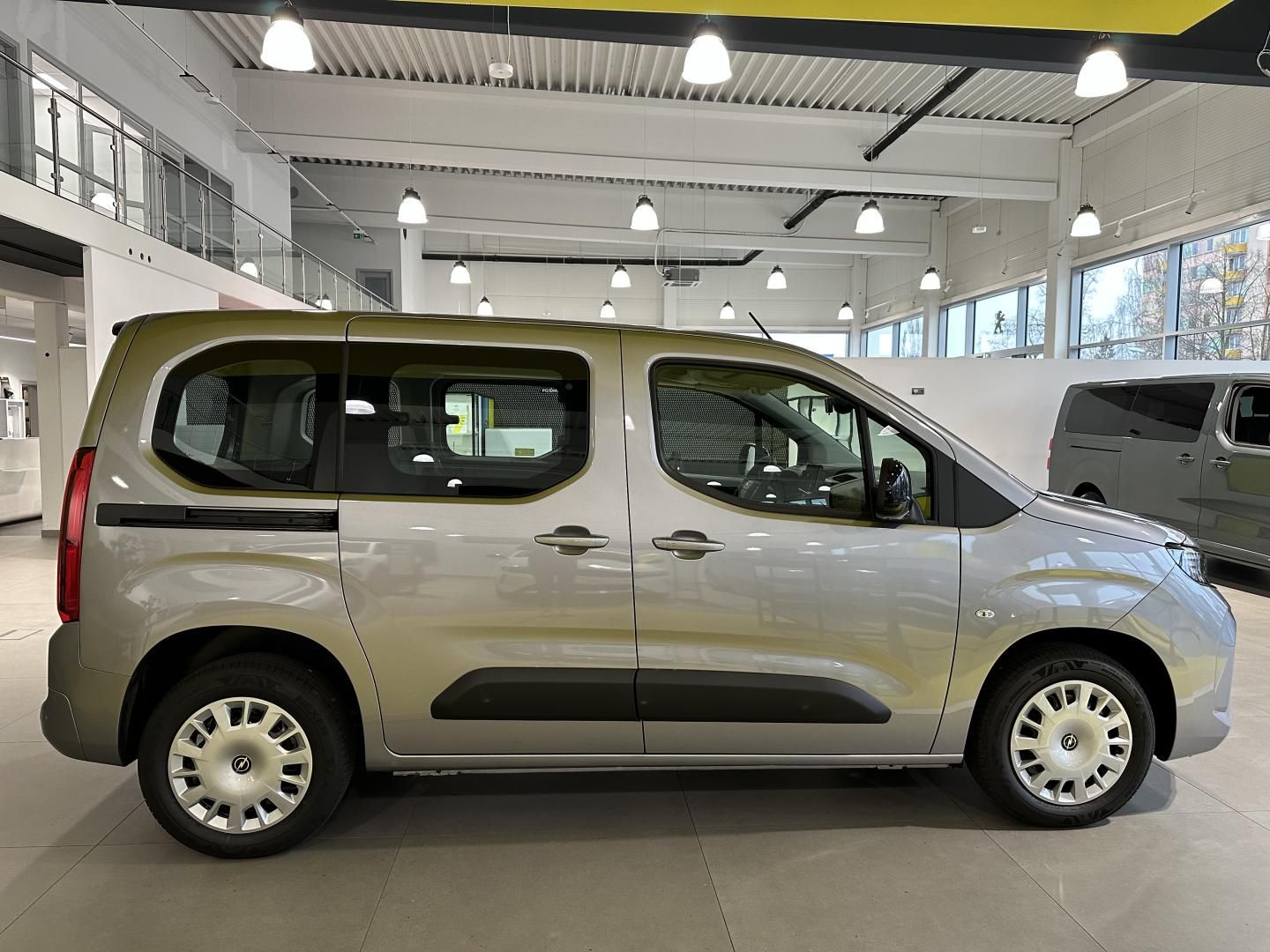 Opel Combo, Edition Plus L1H1 1.5CDTI, MT6 - fotka 3