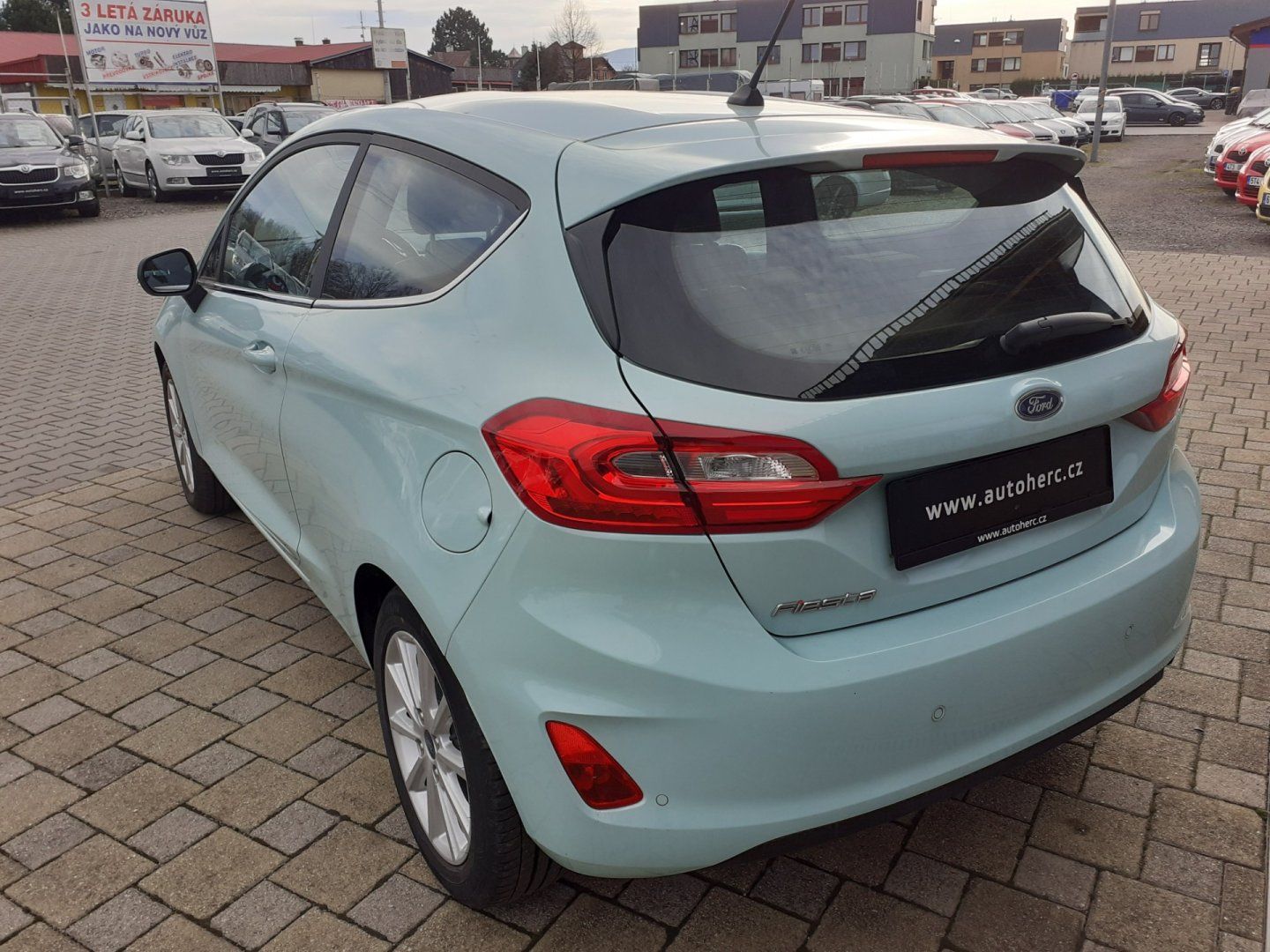 Ford Fiesta, 1.1 I 63 KW - fotka 5