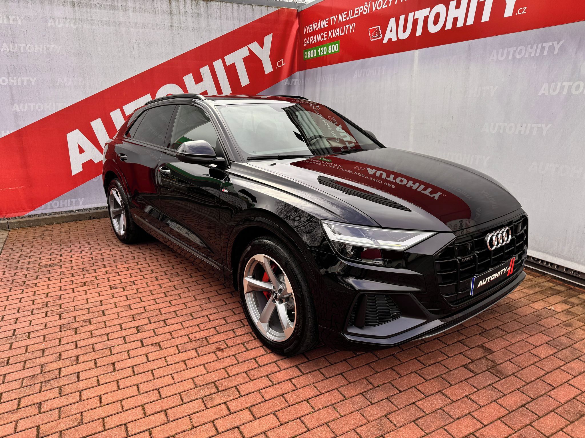 Audi Q8, 50 TDi Quattro,B&O,ČR,1.M - fotka 5