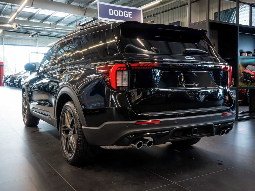 Ford Explorer, 3.0 ST 4WD 21Alu, B&O 980W - fotka 3