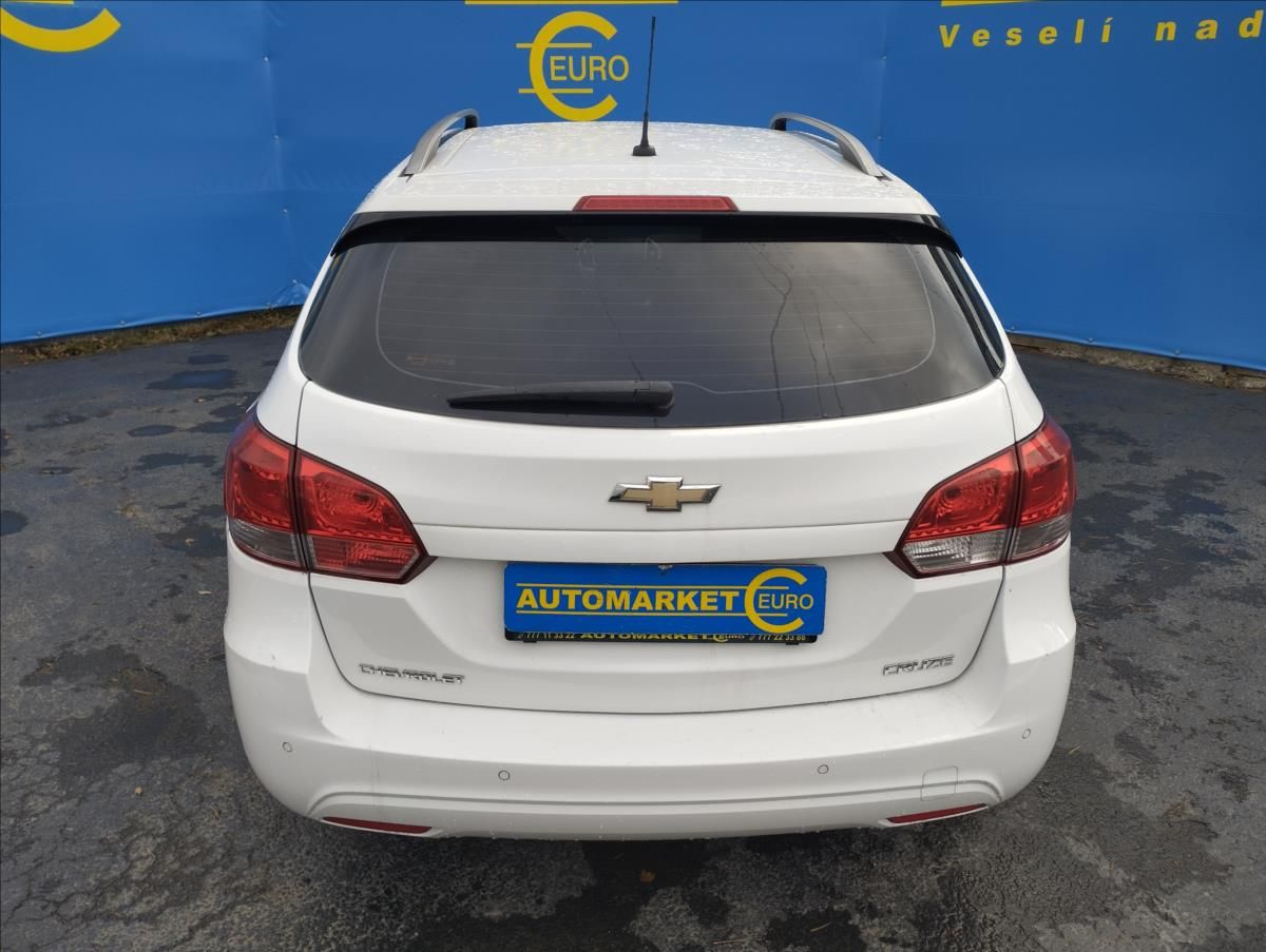 Chevrolet Cruze, 1,7 96 KW - fotka 5