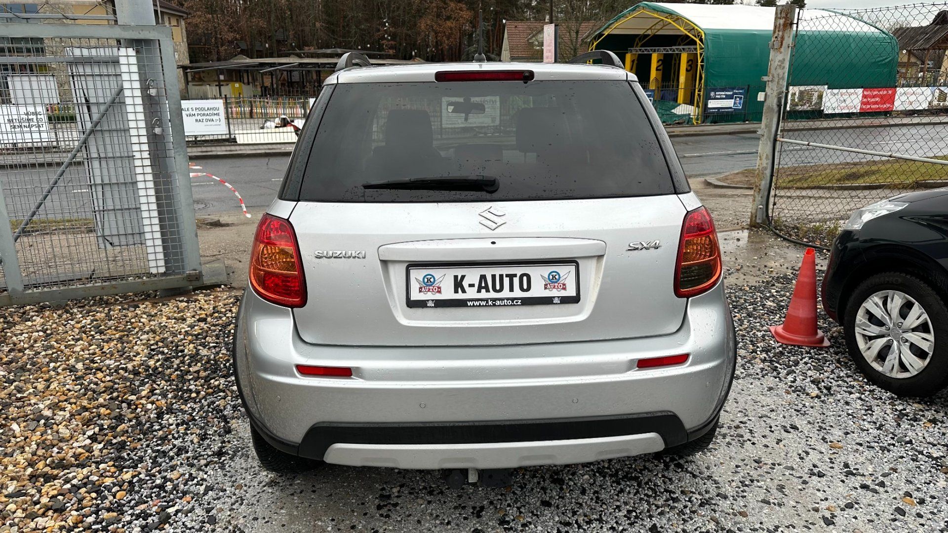 Suzuki SX4, 1.6i 88kW ALU,Klima,Keyless - fotka 5