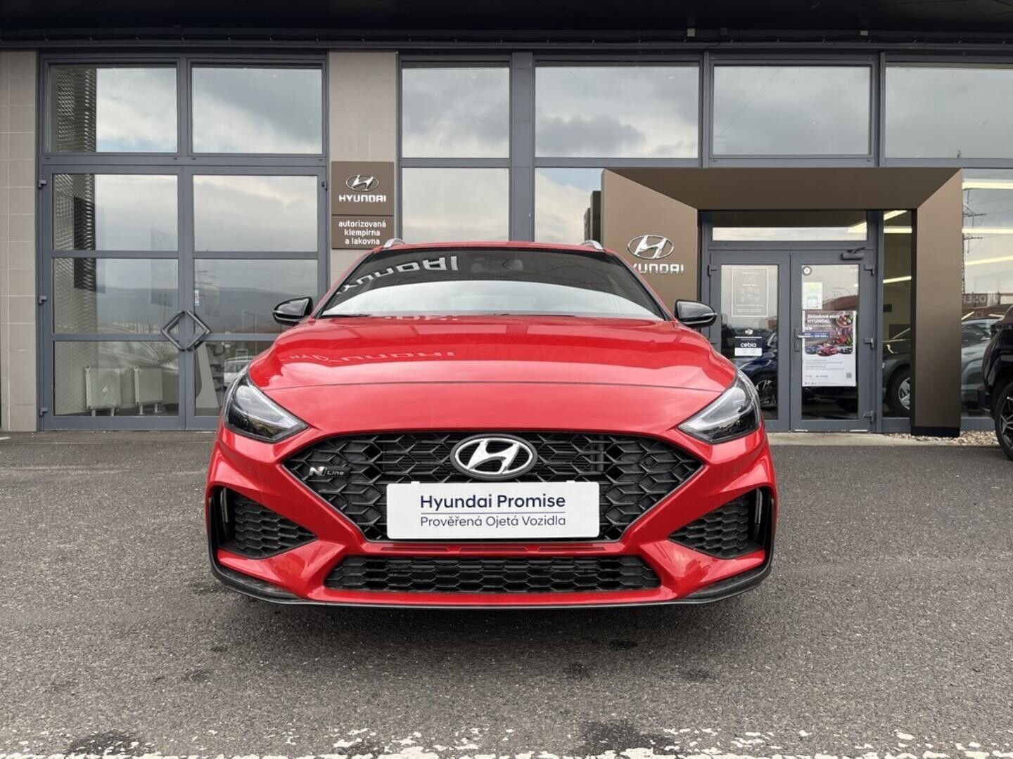 Hyundai i30, MY23 N Line 1,5 T-GDI MHEV 117 - fotka 4