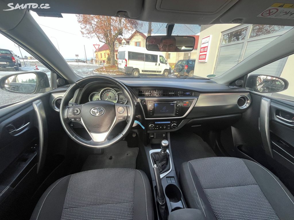 Toyota Auris, fotka 18