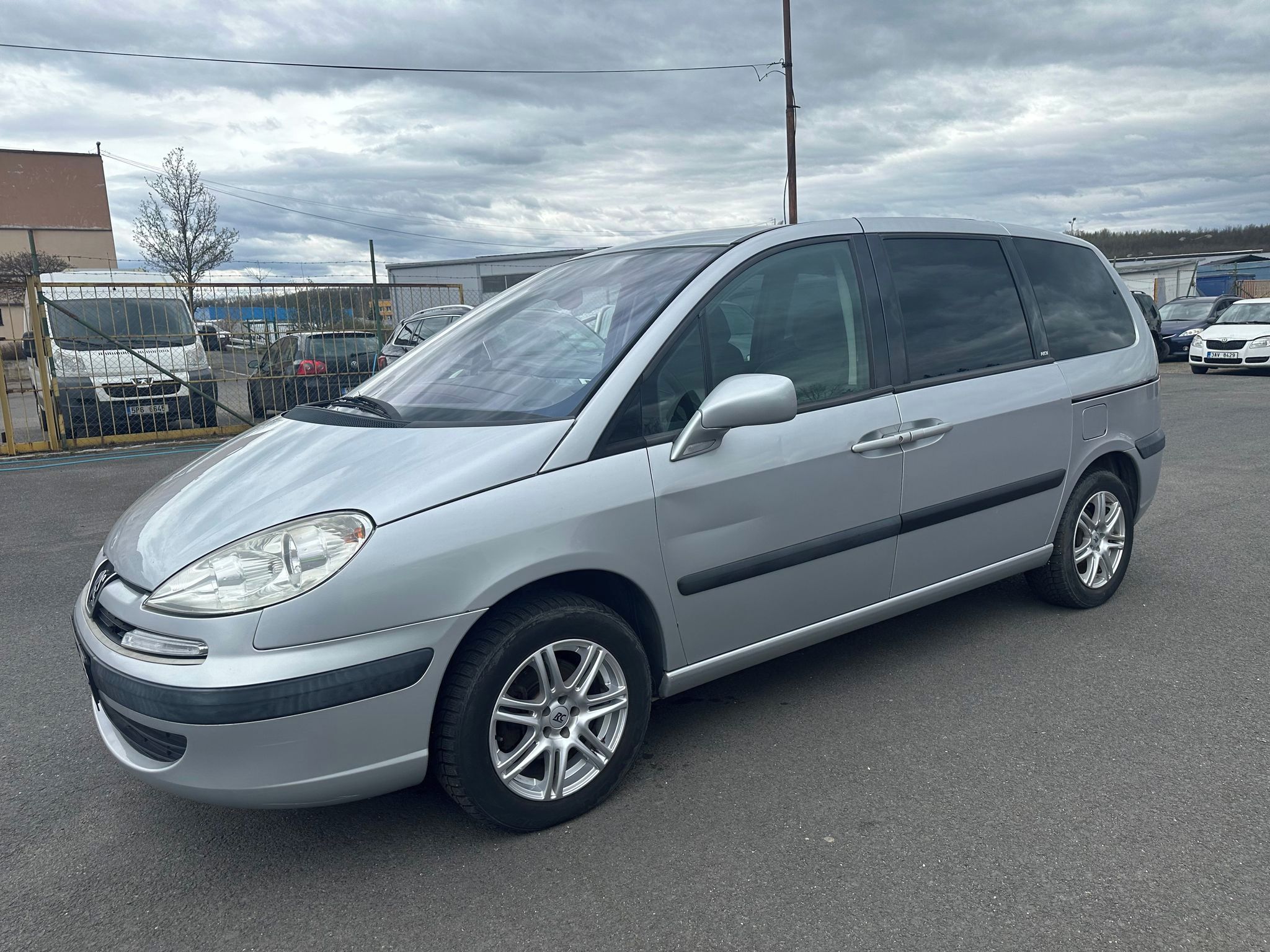 Peugeot 807, 2.0 HDi
