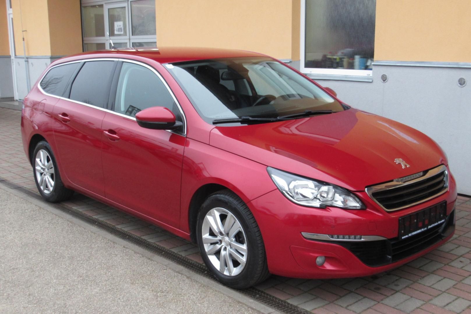 Peugeot 308, SW 1.6 HDi AUT. KLIMA NAVIGACE