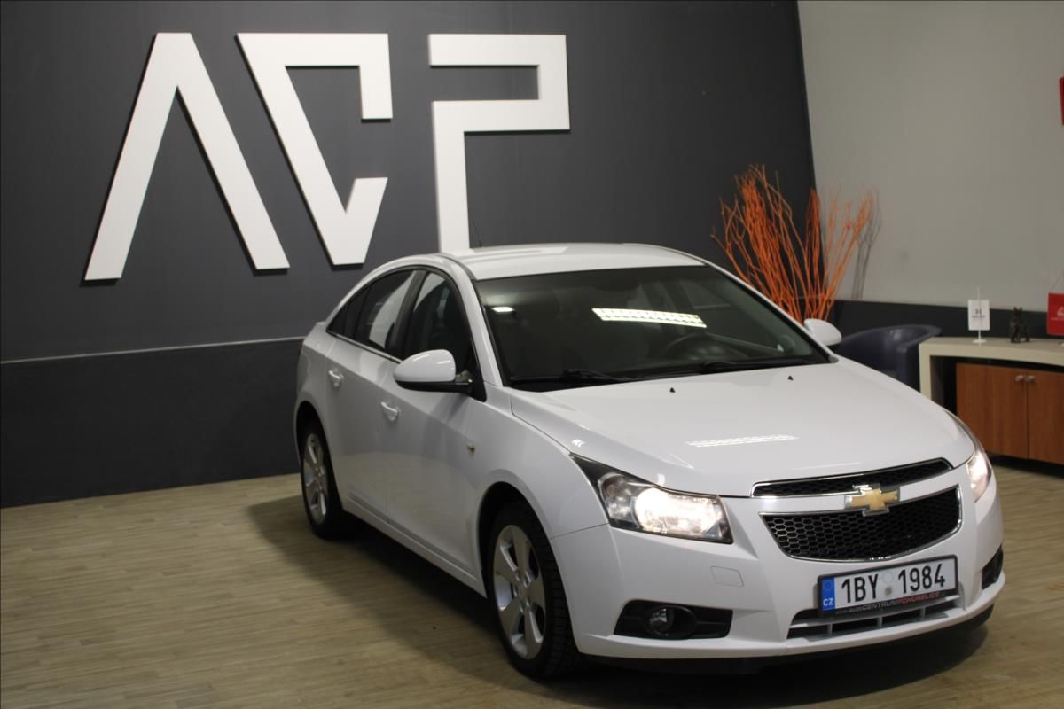 Chevrolet Cruze, 2,0 VCDI LT*120KW*Po Servisu* - fotka 4