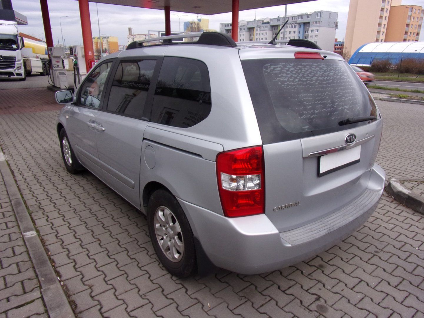 Kia Carnival, 2,9 CRDi 136 kW 7-míst - fotka 5
