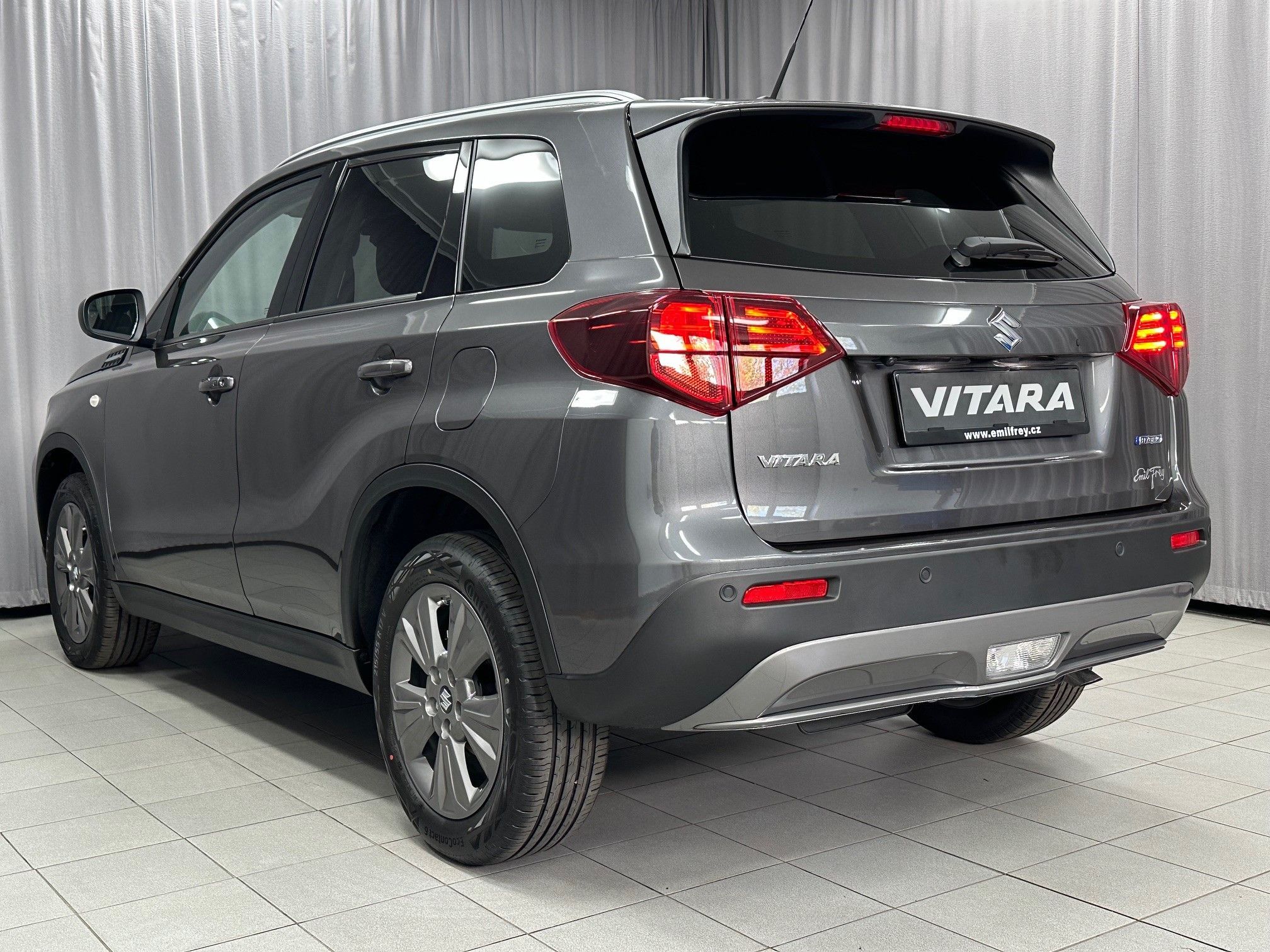 Suzuki Vitara, 1,4 Premium 4x2-k odběru IHNED - fotka 6