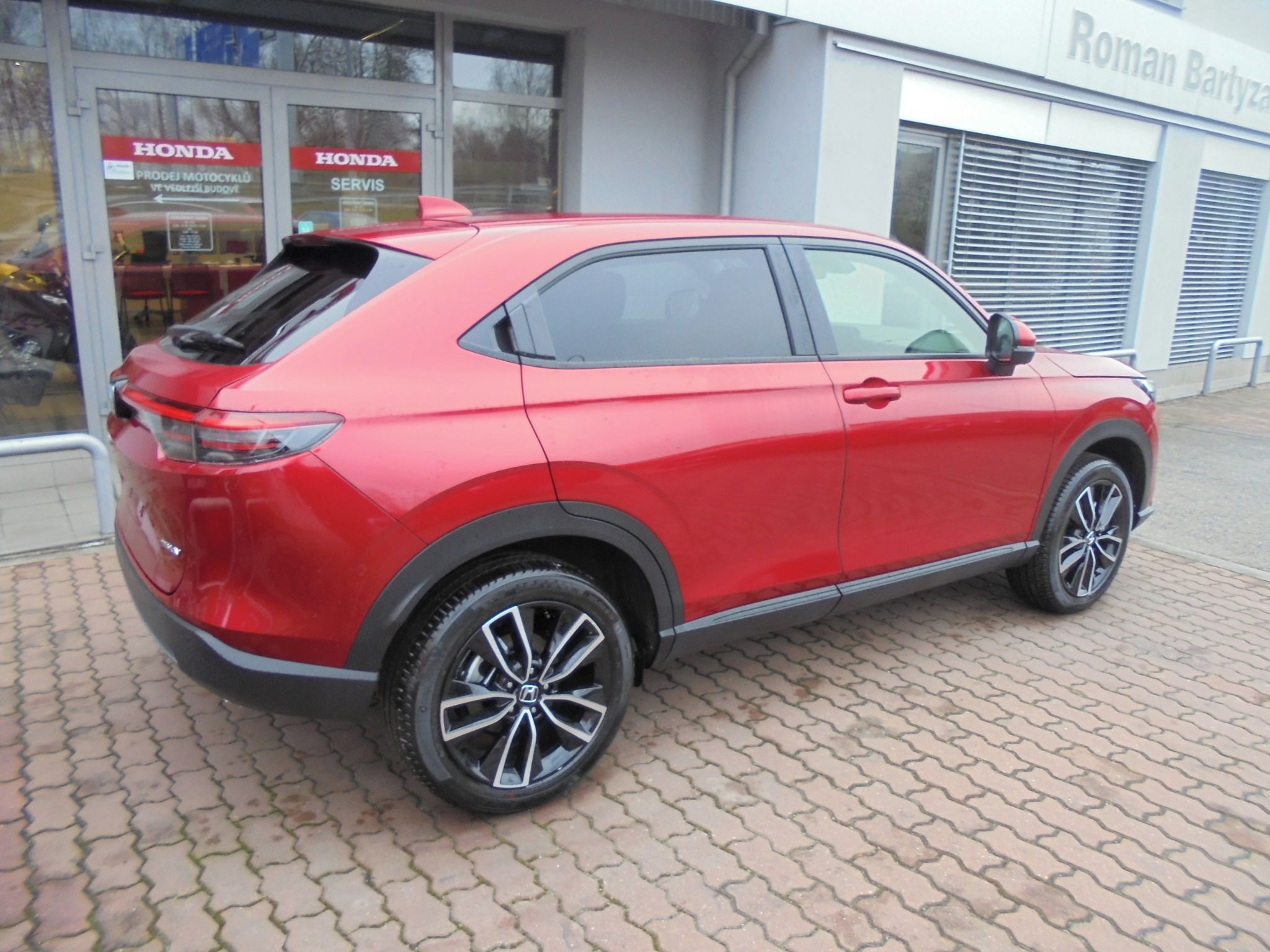 Honda HR-V, 1.5e:HEV ELEGANCE 2027 - fotka 6