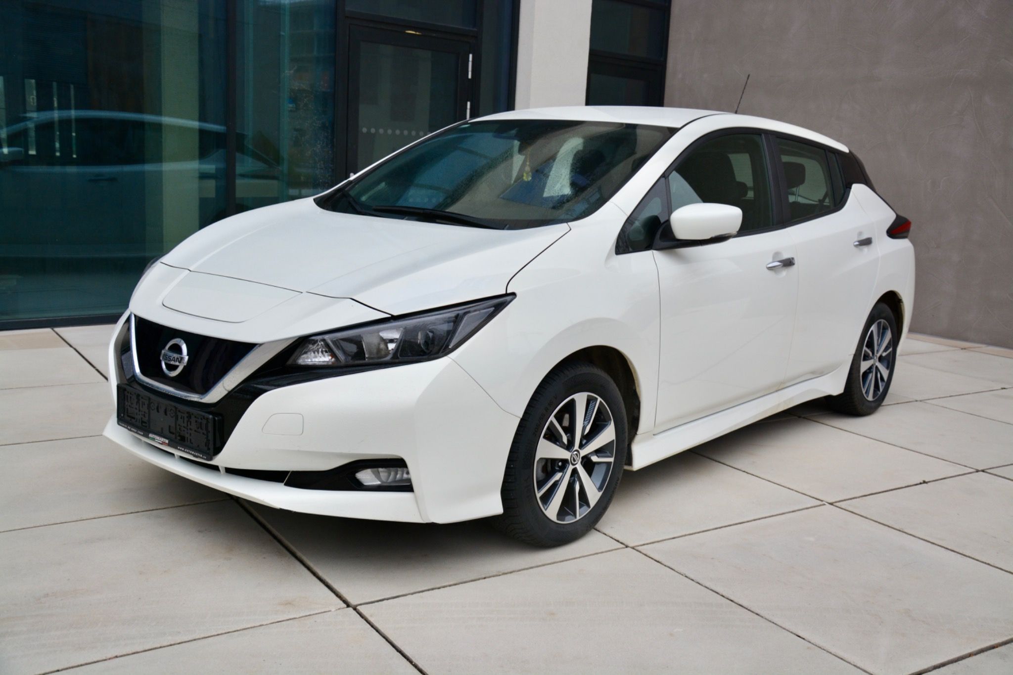 Nissan LEAF, Acenta 110KW 1 MAJITEL KAMERA - fotka 5