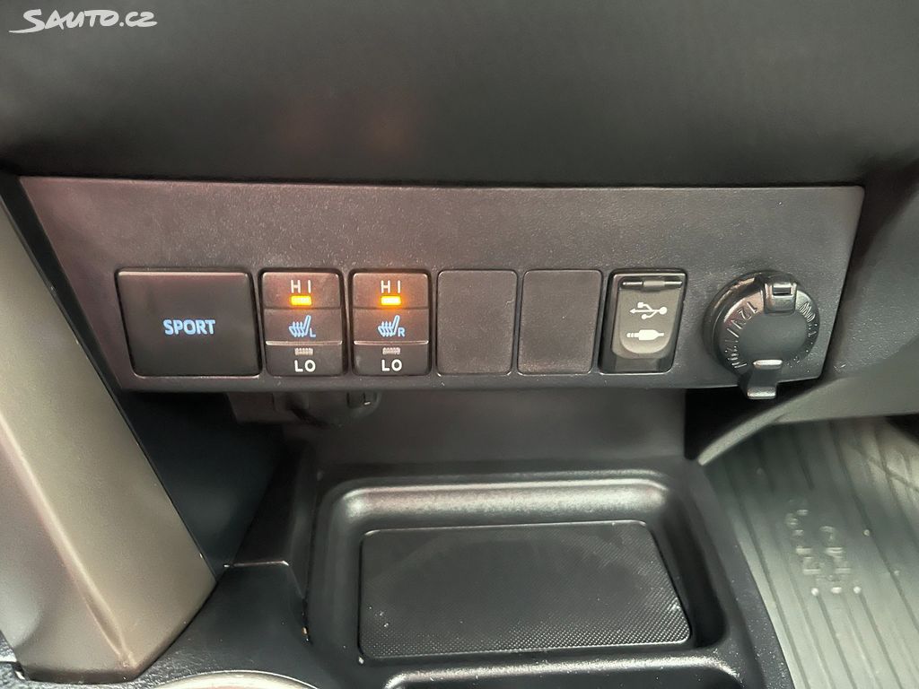 Toyota Rav4, fotka 25