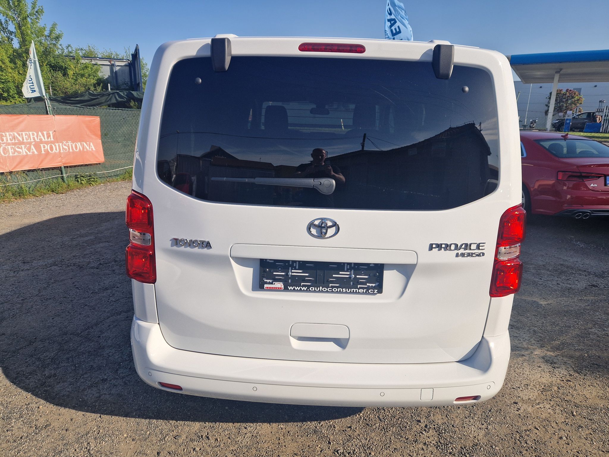 Toyota Proace Verso, 2,0D L1 8míst, Family + navi + - fotka 6