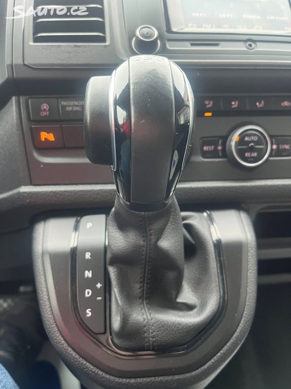 Volkswagen Caravelle, fotka 24