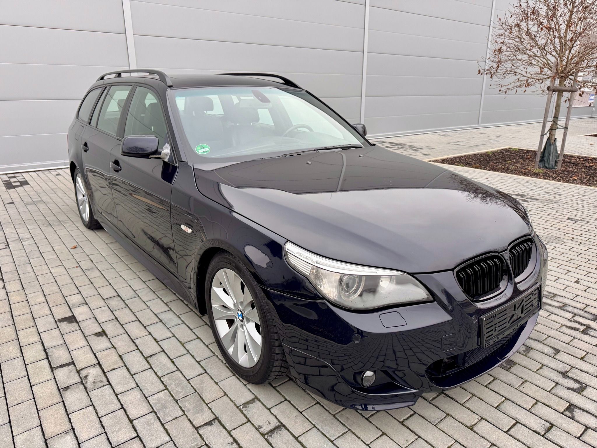 BMW Řada 5, 530i MANUÁL M-Packet PDC Navi