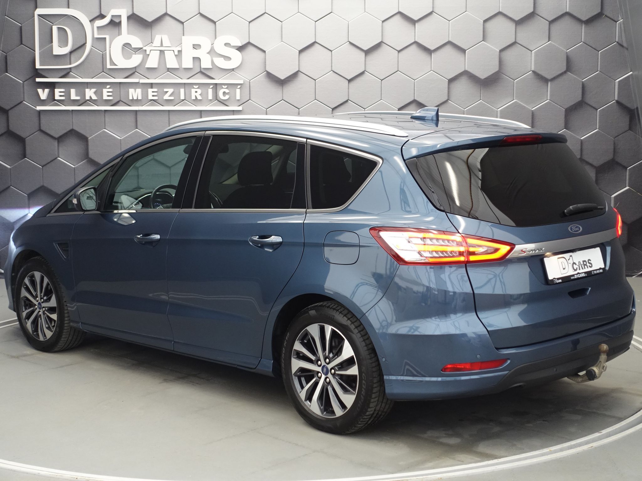 Ford S-MAX, 110 kW, MANUÁL, LED,NEZ.TOPENÍ - fotka 2