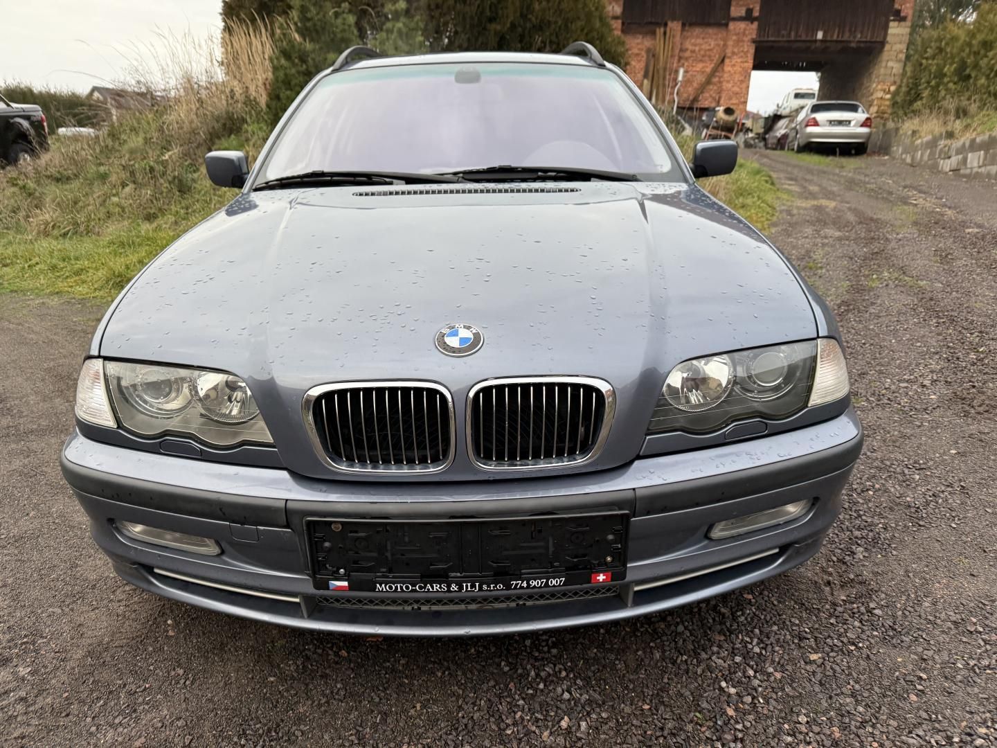 BMW Řada 3, 330 XI Touring 170KW - fotka 3