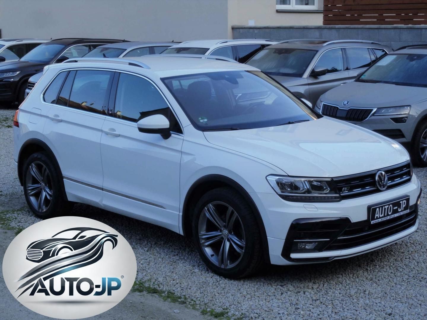 Volkswagen Tiguan, TDI-110  R-LINE LED 19ALU NAVI