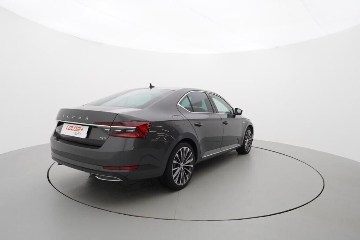 Škoda Superb, L&K 2.0 TDI 4x4 147 kW - fotka 5