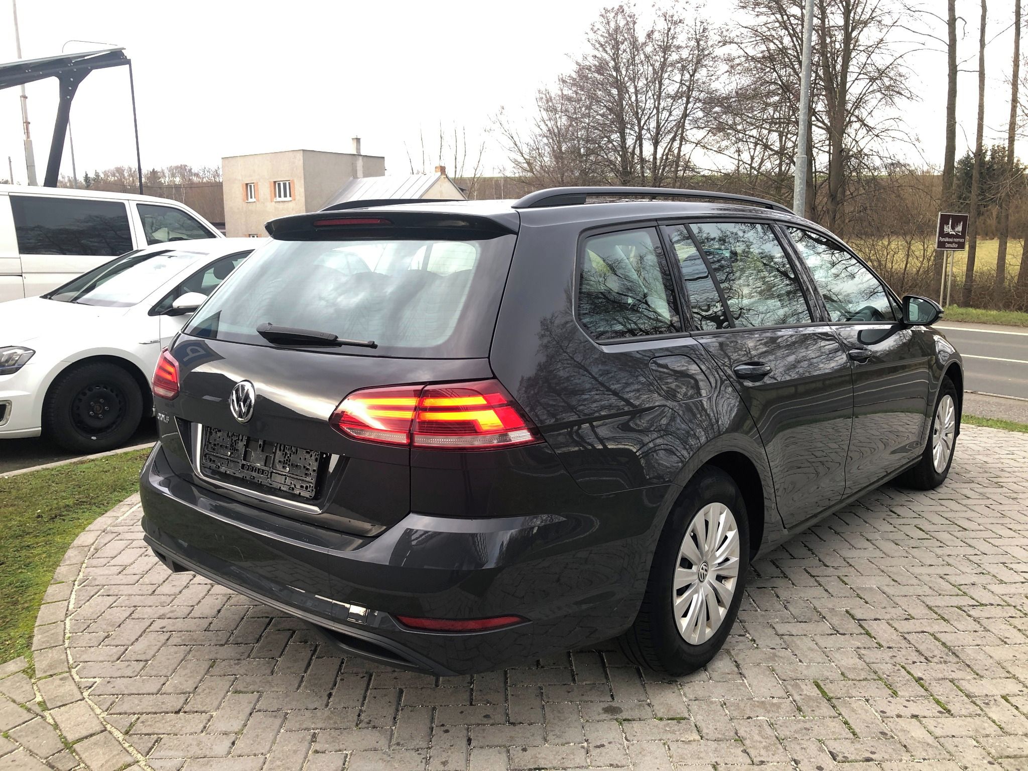 Volkswagen Golf Variant, 1.6 TDI Trendline - fotka 5