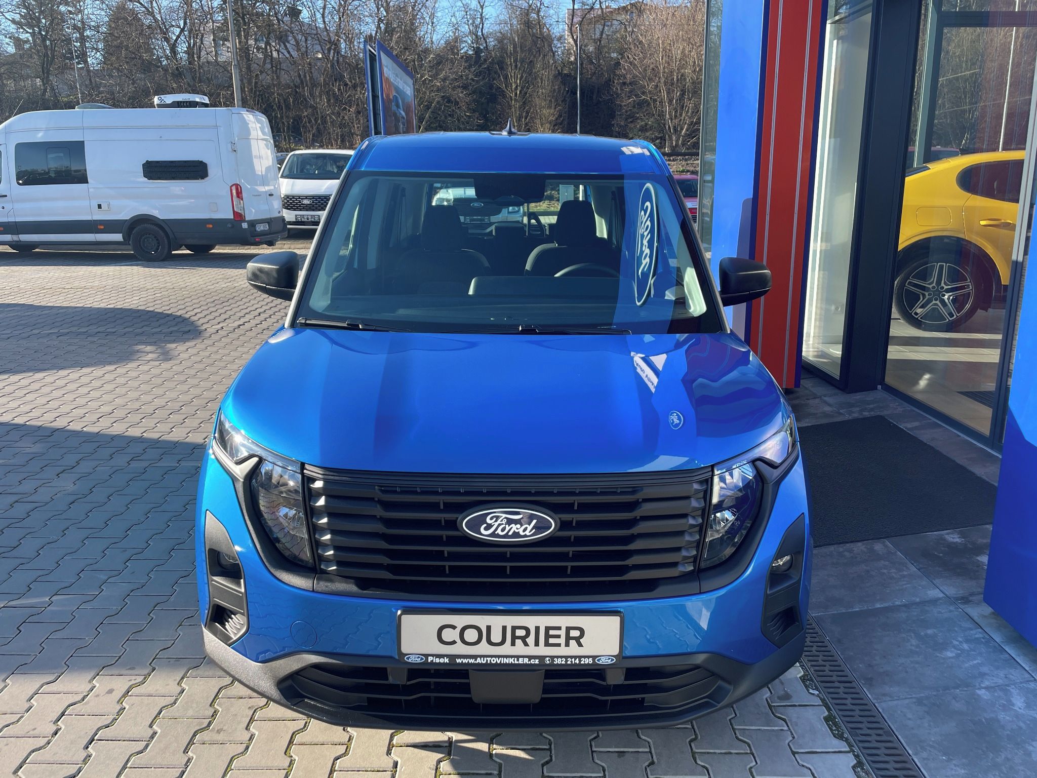 Ford Tourneo Courier, Trend 1.0 92kW man. - fotka 2
