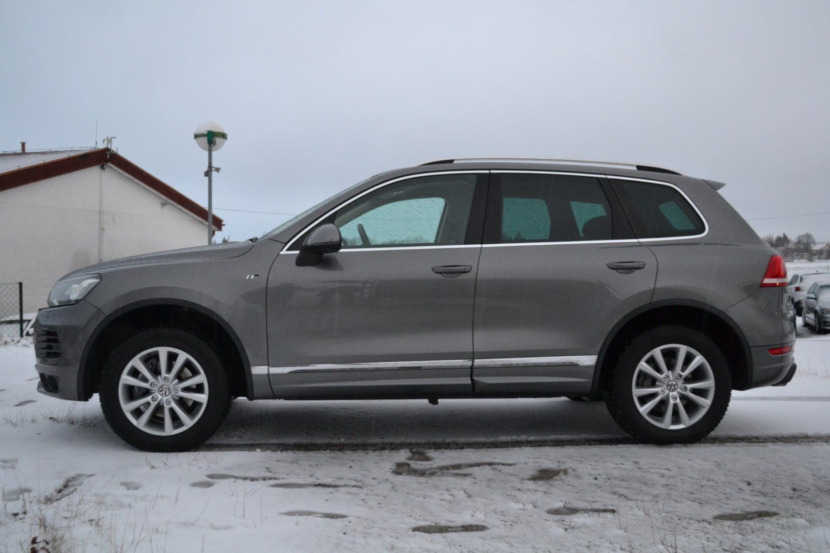 Volkswagen Touareg, 3.0 TDI R-Line 4x4 Tiptronic - fotka 4