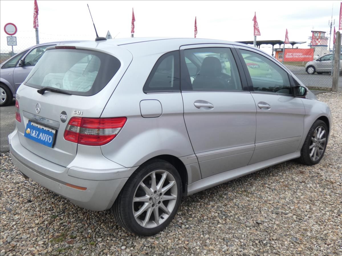 Mercedes-Benz Třídy B, 2,0 180 CDI - fotka 4