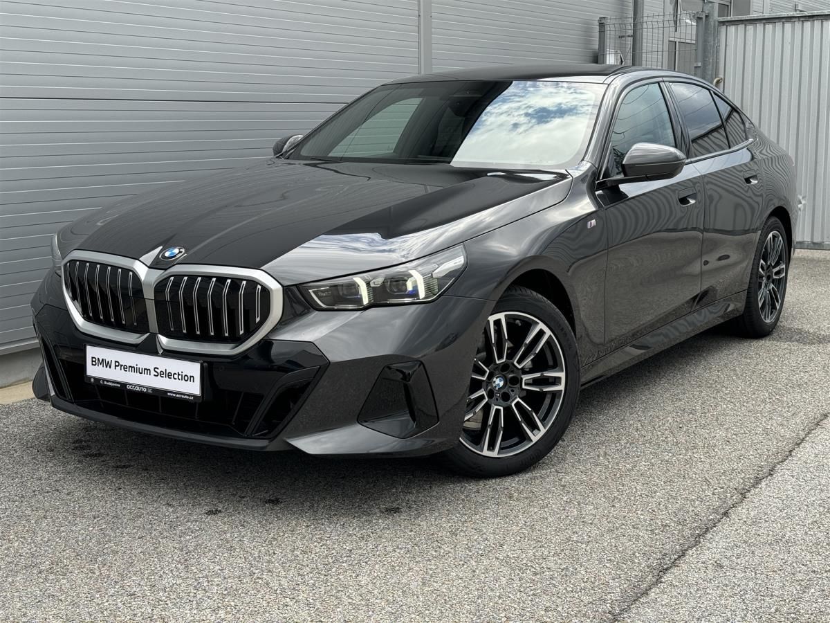 BMW Řada 5, 520d xDrive Sedan