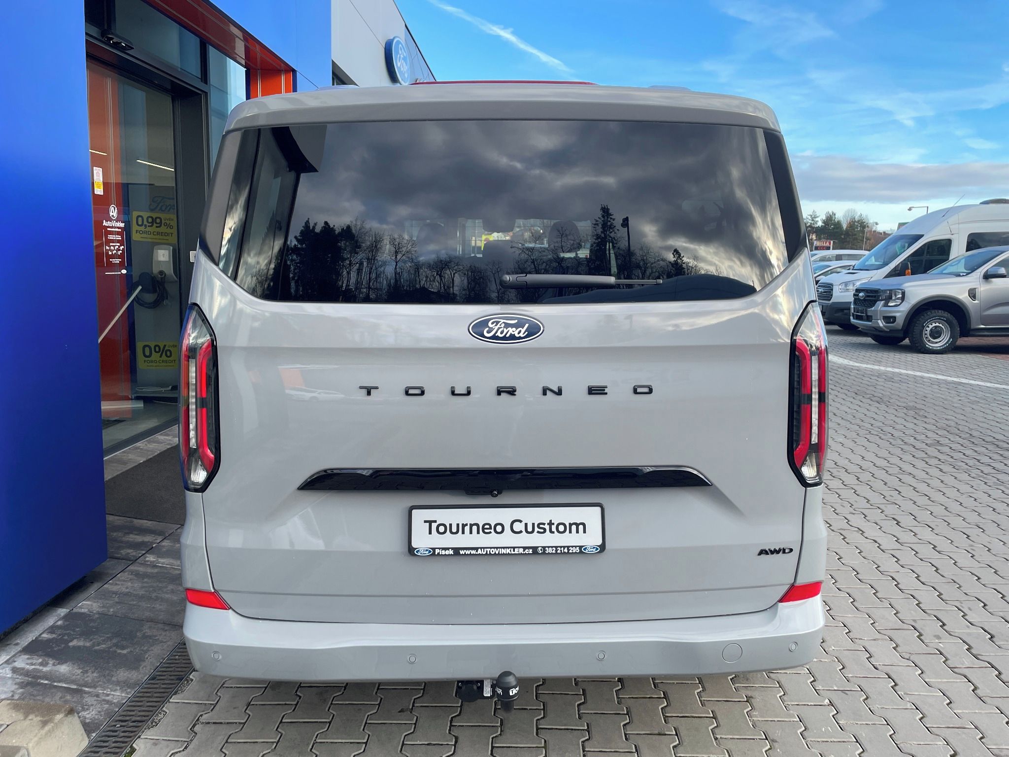 Ford Tourneo Custom, Titanium X L2 125 kW AT AWD - fotka 4