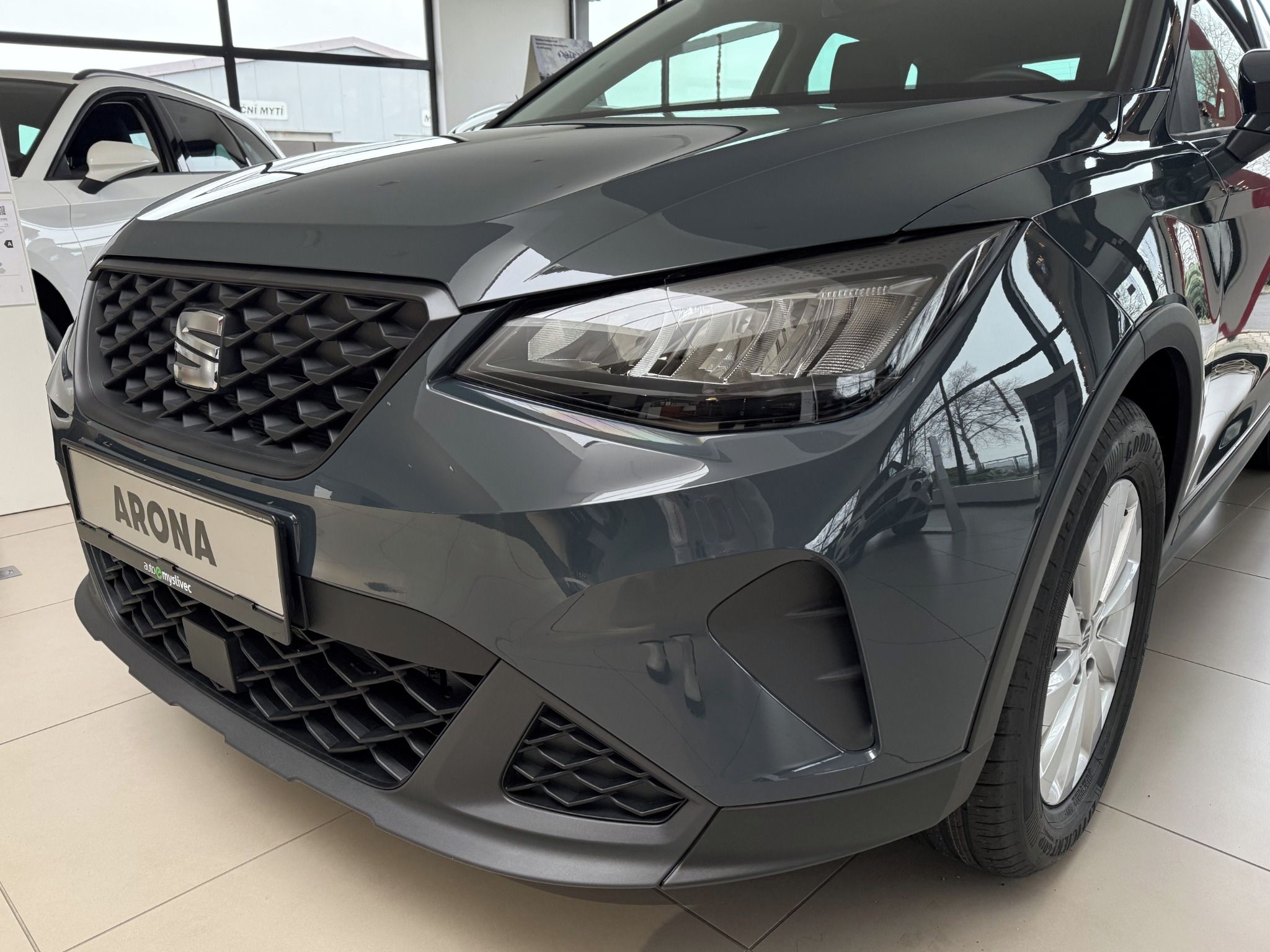 Seat Arona, Vamos 1.0 TSI 85kW - fotka 5
