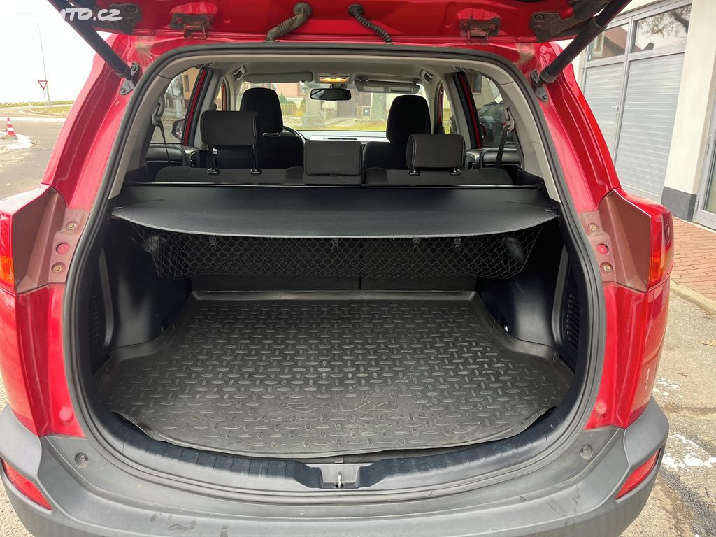 Toyota Rav4, fotka 16