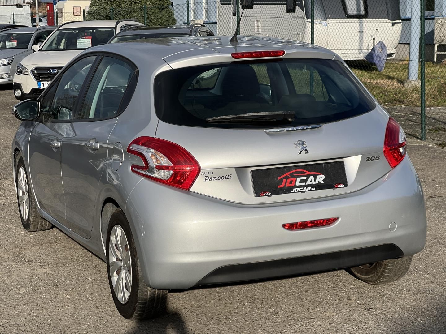 Peugeot 208, 1.2i KLIMATIZACE ABS ASR ESP - fotka 5
