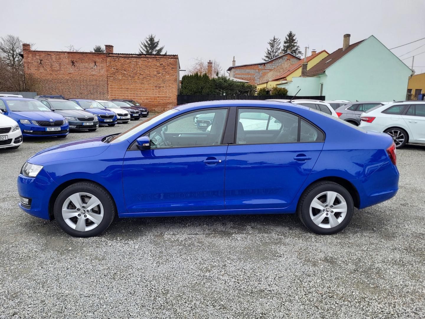 Škoda Rapid, SEDAN 1.0 TSI 81kW AMBITION ČR - fotka 2